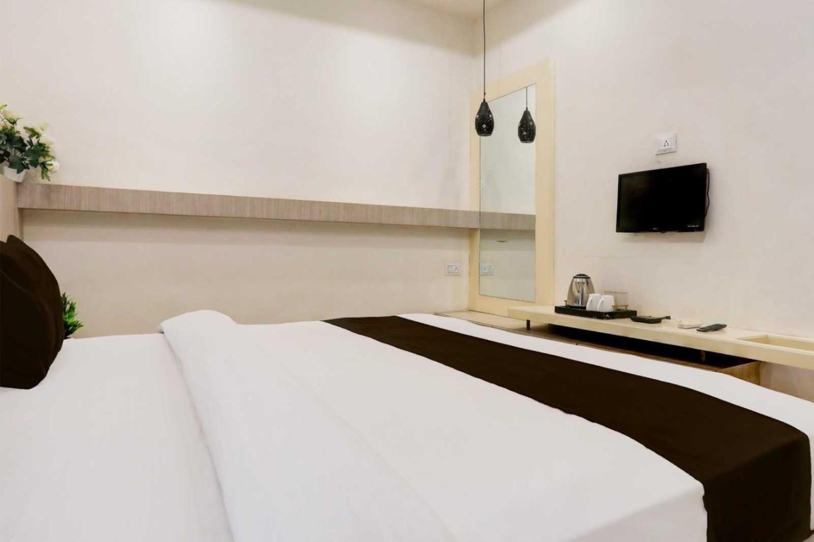 Hotel O Blue Mountain Udajpur Zewnętrze zdjęcie